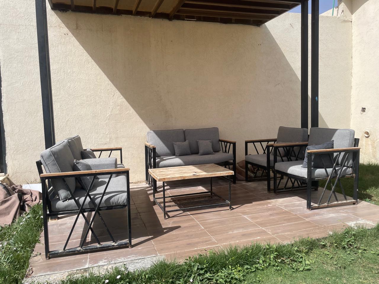 جلسة خارجية